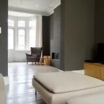Uniek Art Deco Herenhuis Сasa de vacaciones *