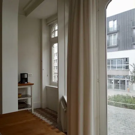 Uniek Art Deco Herenhuis オステンド