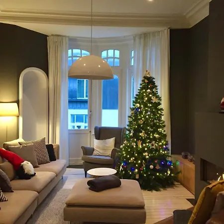 Vakantiehuis Uniek Art Deco Herenhuis *