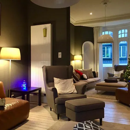 Uniek Art Deco Herenhuis * Oostende