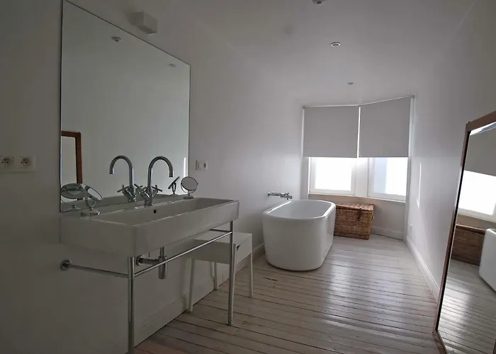 Vakantiehuis Uniek Art Deco Herenhuis *